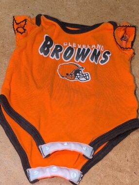 ❤️‍🔥10/$10❤️‍🔥 Baby NFL Cleveland Browns Ohio Football Orange Onesie Size 3-6M